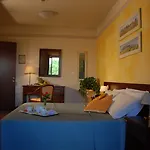 Borgo Degli Olivi ريوتورتو