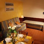 Borgo Degli Olivi فندق 3*