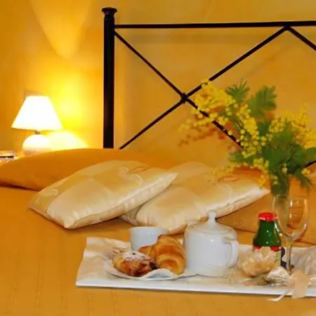 Borgo Degli Olivi Hotel 3*