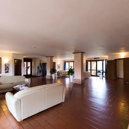 Borgo Degli Olivi 3*