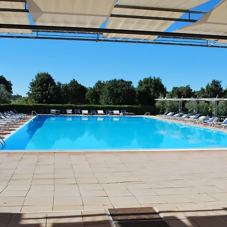 Borgo Degli Olivi Hotel
