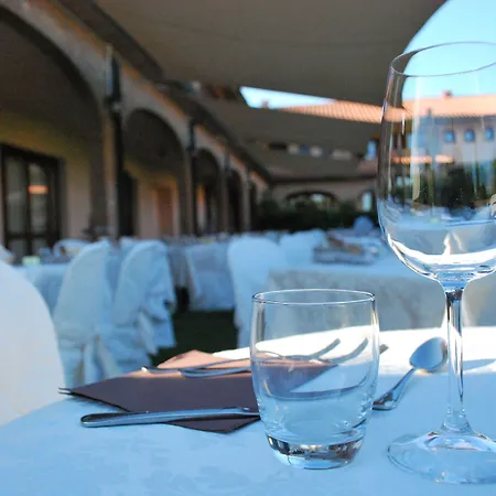 Borgo Degli Olivi Hotel