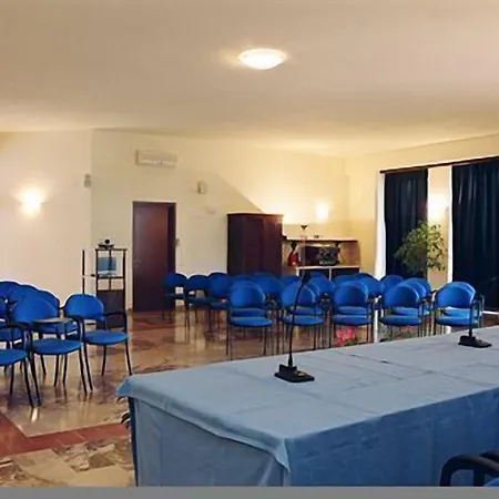Hotel Borgo Degli Olivi 3*