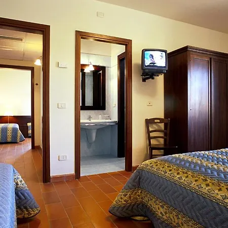 Borgo Degli Olivi 3*